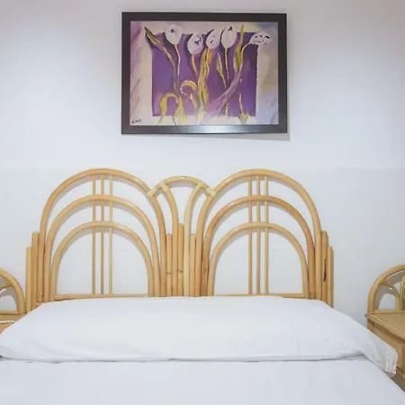 El Rincón De Cortes - Living Apartamento